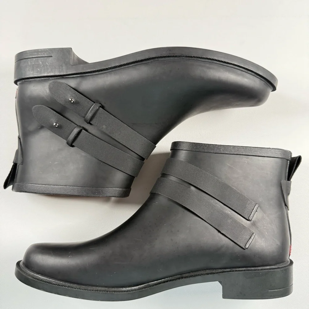 Chooka Midtown Black Strappy Ankle Waterproof Rain Boots Women's‎ Size 11